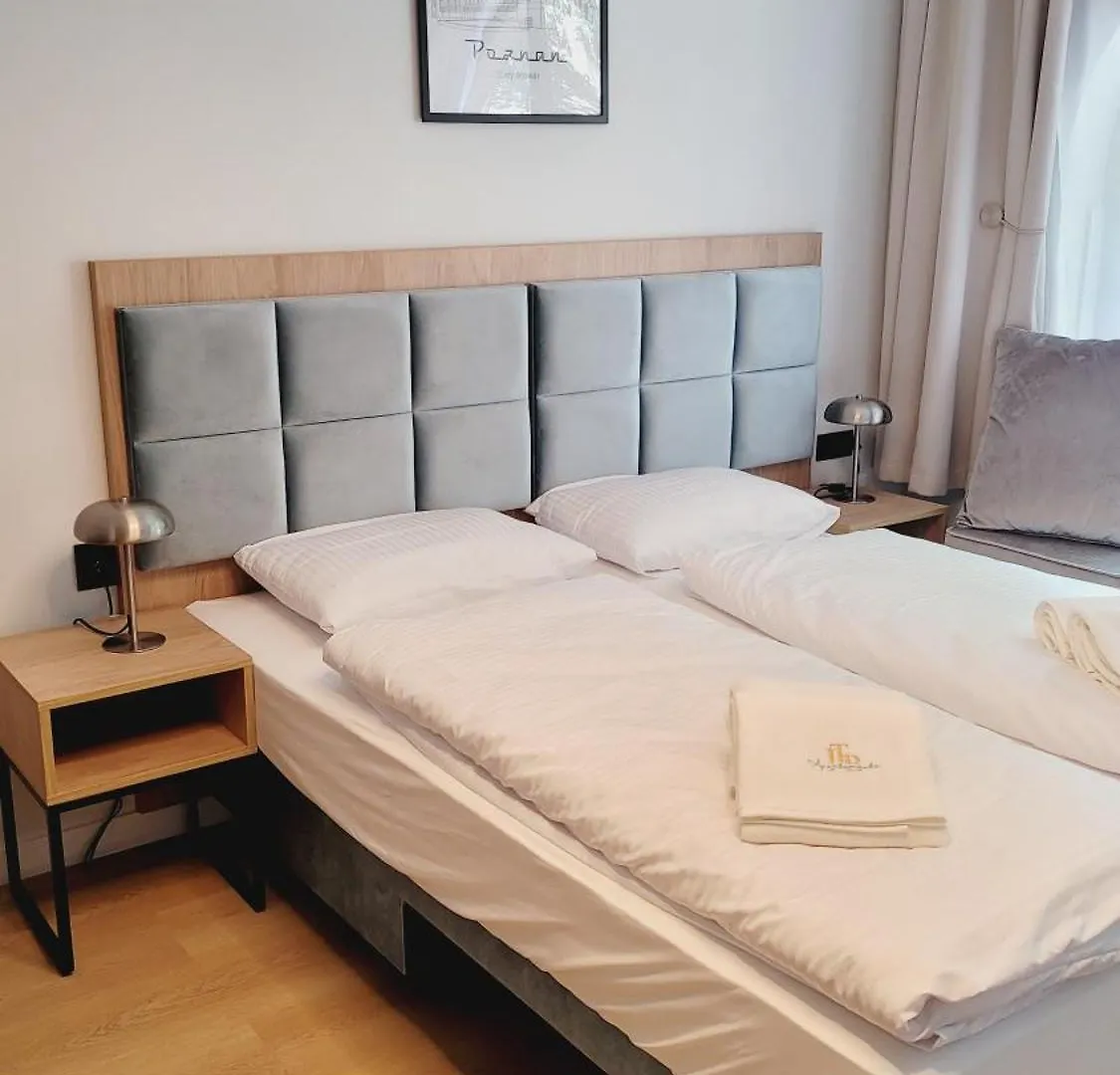 Jtb Apartment In The Centr Of Poznan